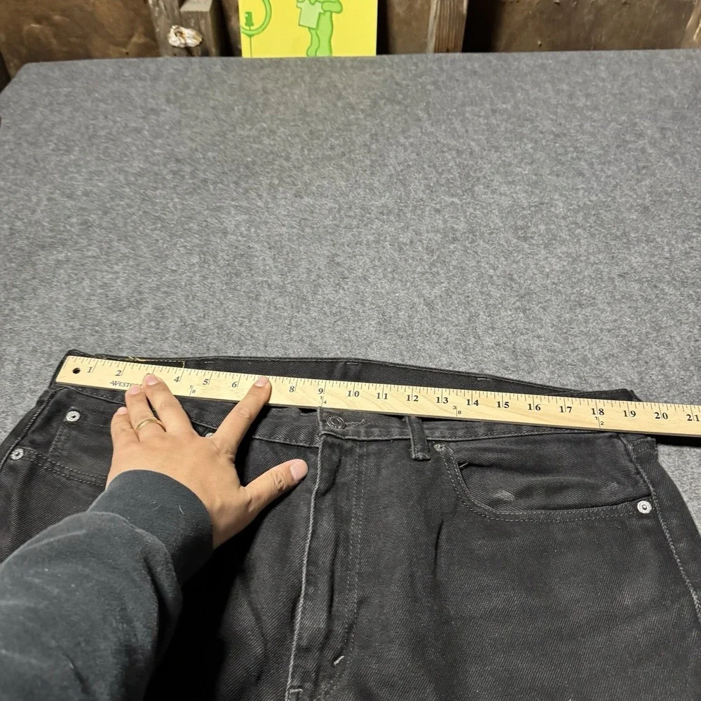 Levi's Jeans Mens 38x30 Black Regular Fit 505 Straight Leg Cowboy American Denim